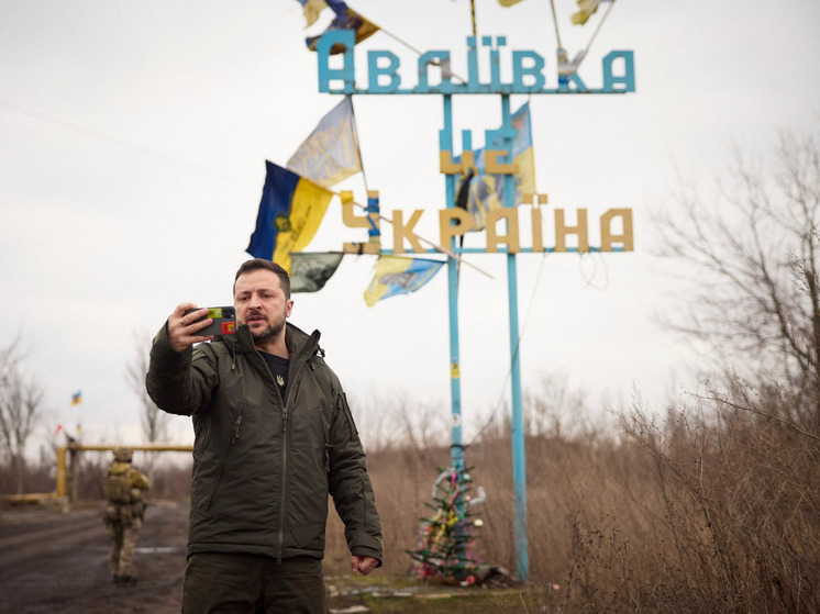 Меркурис: Зеленский срочно покинул Киев на фоне сдачи Авдеевки