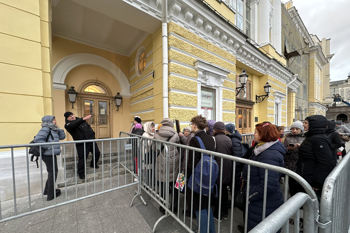Prices at the Bolshoi Theater soared under Gergiev: Muscovites are outraged