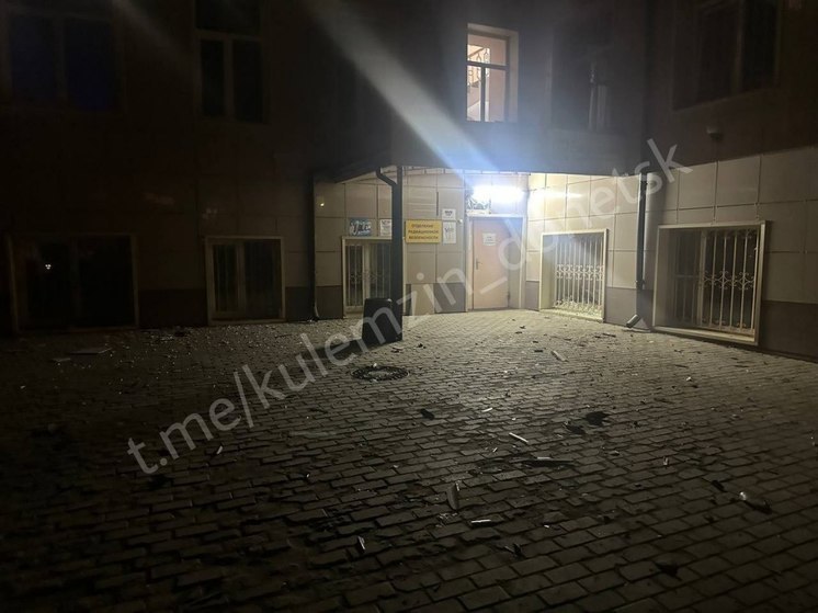 Больница имени Калинина в Донецке попала под обстрел ВСУ