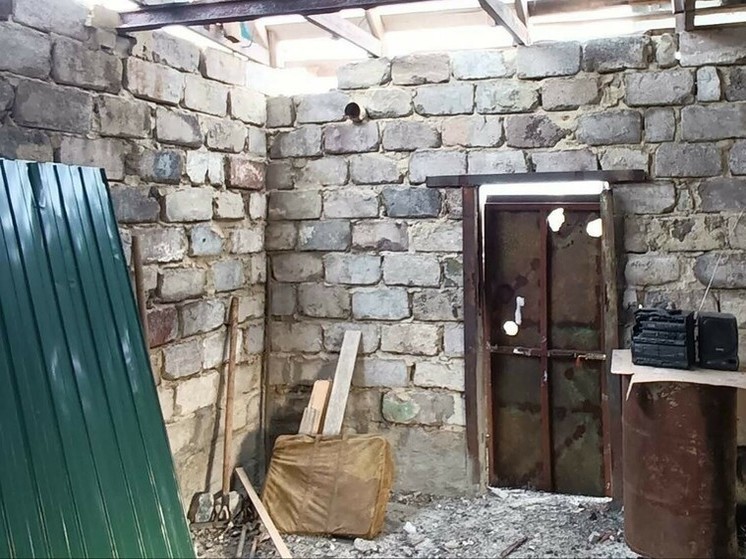 Пять многоквартирных домов повреждены обстрелом ВСУ в ЛНР