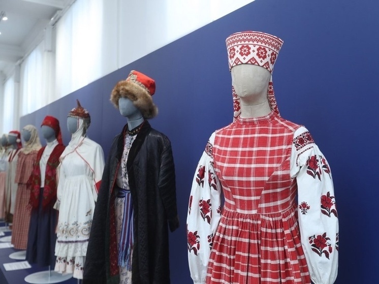 В Кузбасскком краеведческом музее появились экспонаты из Санкт-Петербурга