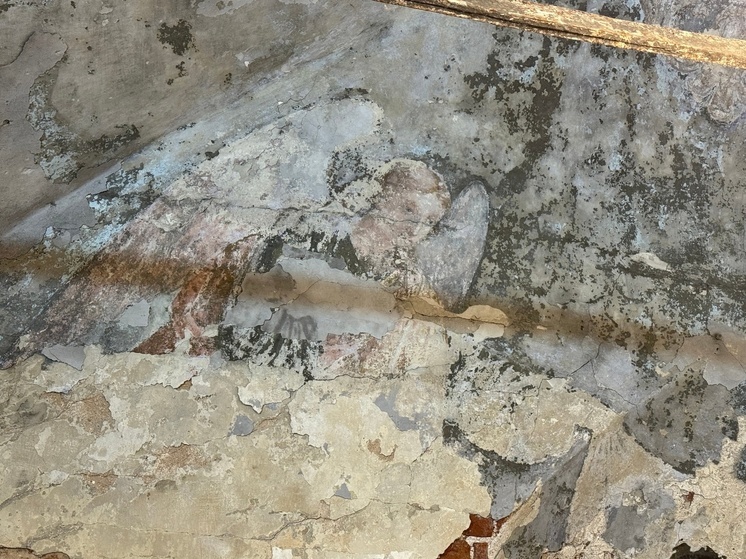 При обследовании Введенской церкви в Валдае обнаружены фрески
