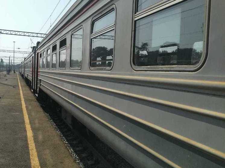 В Оренбуржье в праздничные дни изменится расписание пригородных поездов