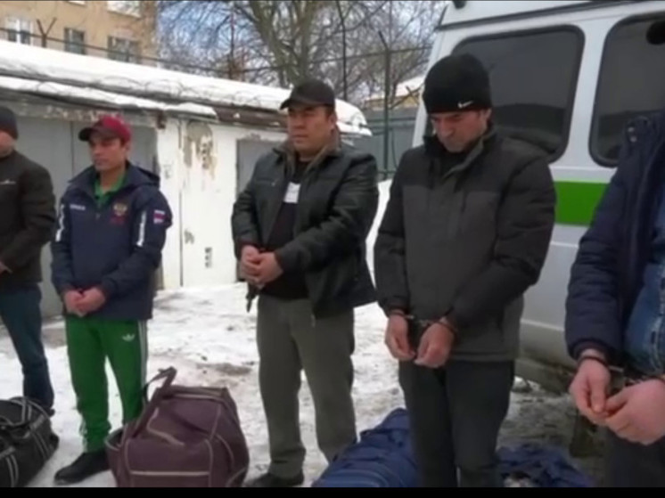 Из Рязанской области пятерых мигрантов выдворили за пределы РФ