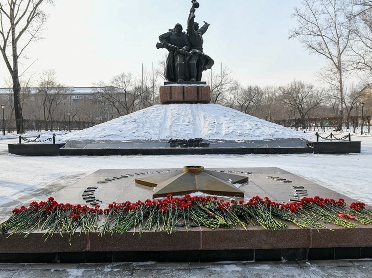 Накануне Дня защитника Отечества в Хакасии отдали дань памяти погибшим воинам