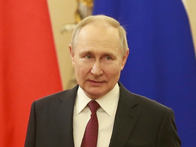 Президент Путин назвал рост благосостояния и пандемию коронавируса причинами падения рождаемости в РФ