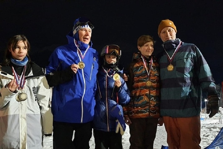 Family snowboarding competitions at the Olympic distance were held in Sochi
