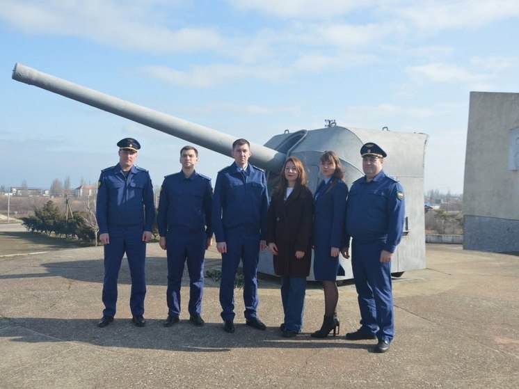 Сотрудники прокуратуры Херсонщины почтили память погибших в ВОВ
