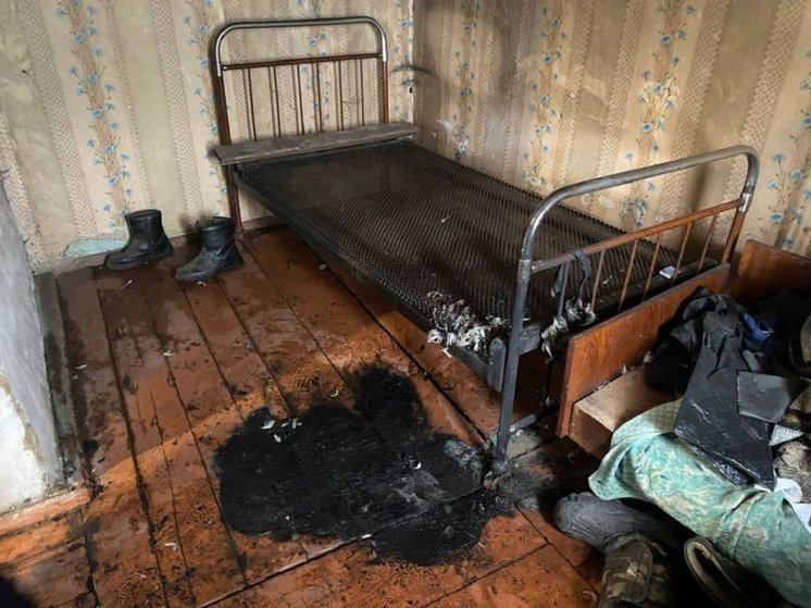 В Курской области при пожаре из-за сигареты пенсионер отделался легким отравлением