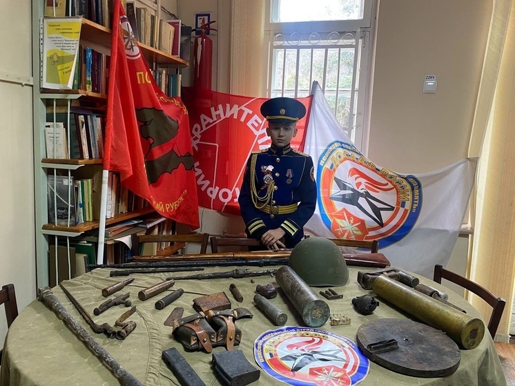 В Ялте активисты оборонного общества продемонстрировали артефакты поднятые в ходе поисковых работ