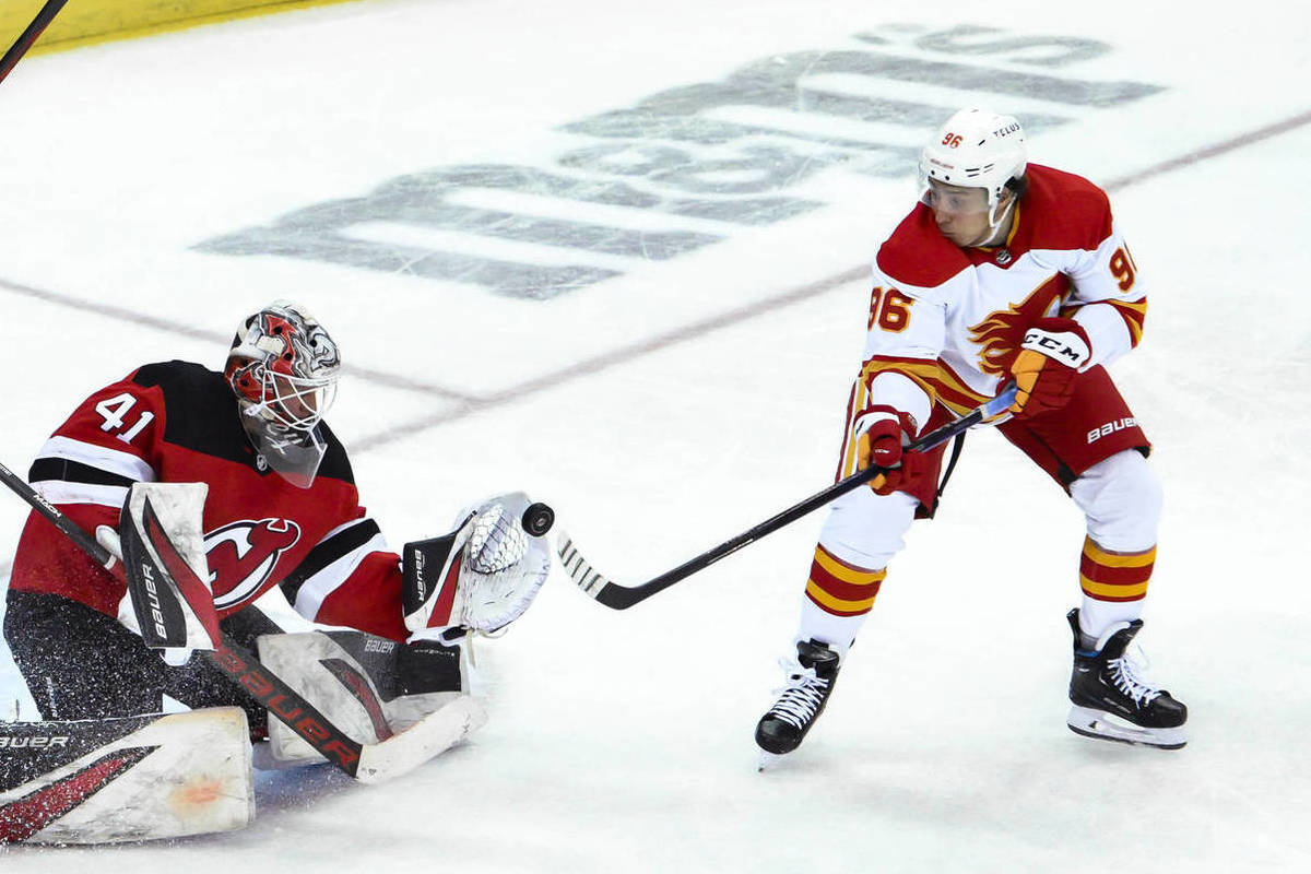 Передача Кузьменко помогла «Калгари» победить «Бостон»