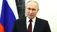 Владимир Путин поздравил россиян с Днем защитника Отечества: видео