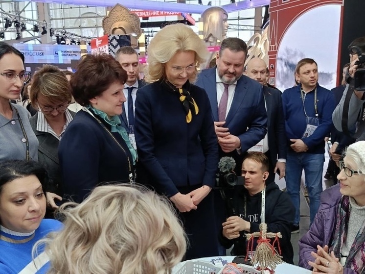 Вице-премьеру Голиковой представили результаты проекта "Тульское долголетие"