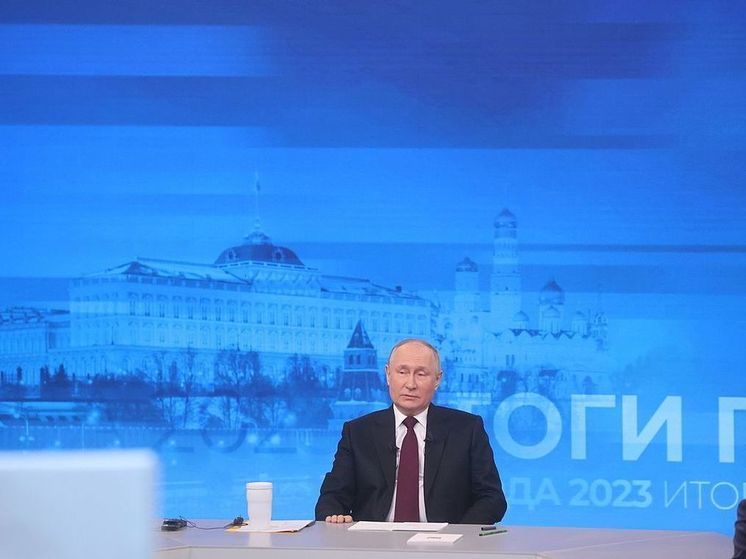 82% россиян хорошо скорее хорошо оценивают работу президента РФ Владимира Путина