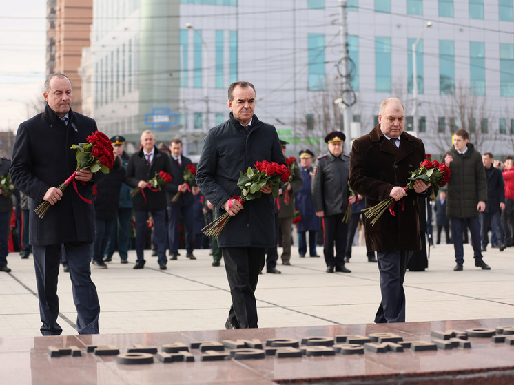 Губернатор Кубани Вениамин Кондратьев поздравил жителей региона с Днём защитника Отечества