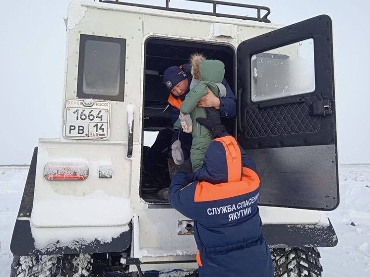 В Среднеколымском районе Якутии бабушка и двухлетний внук пропали в пургу