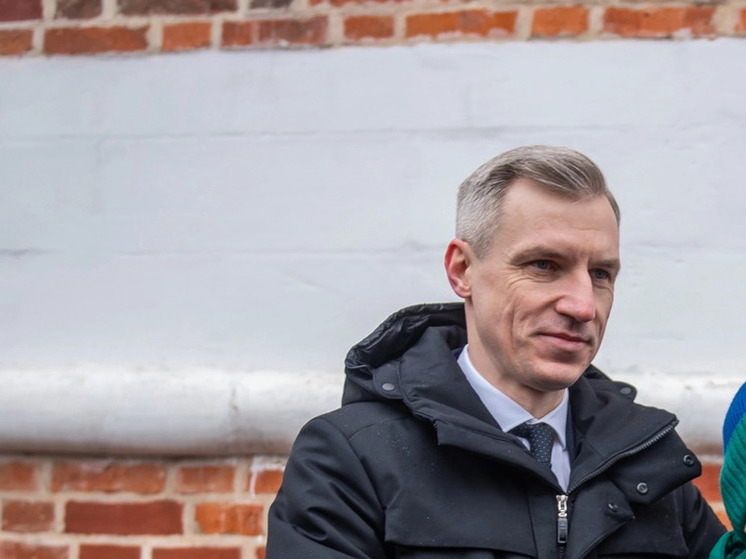 Василий Анохин почтил память погибшим защитникам Отечества