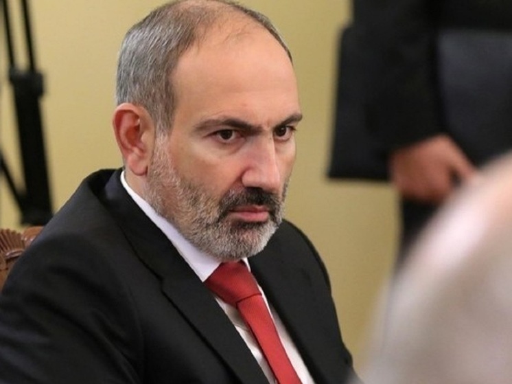 Армянские власти взяли курс на ухудшение отношений с Россией ради Запада - бывший парламентарий