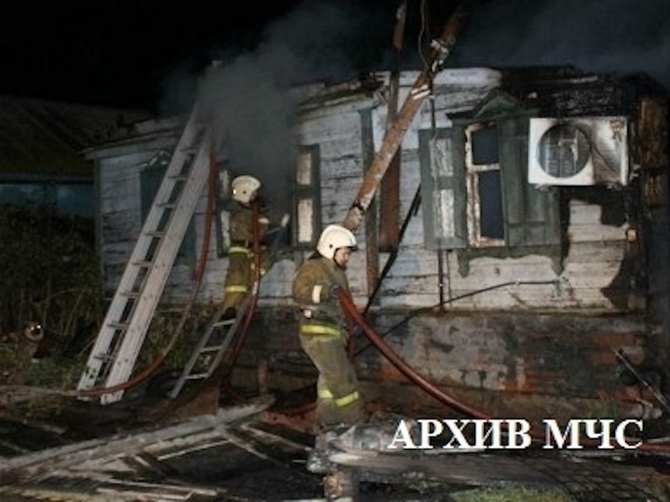 23 февраля в Костромской области сгорели частный дом и баня