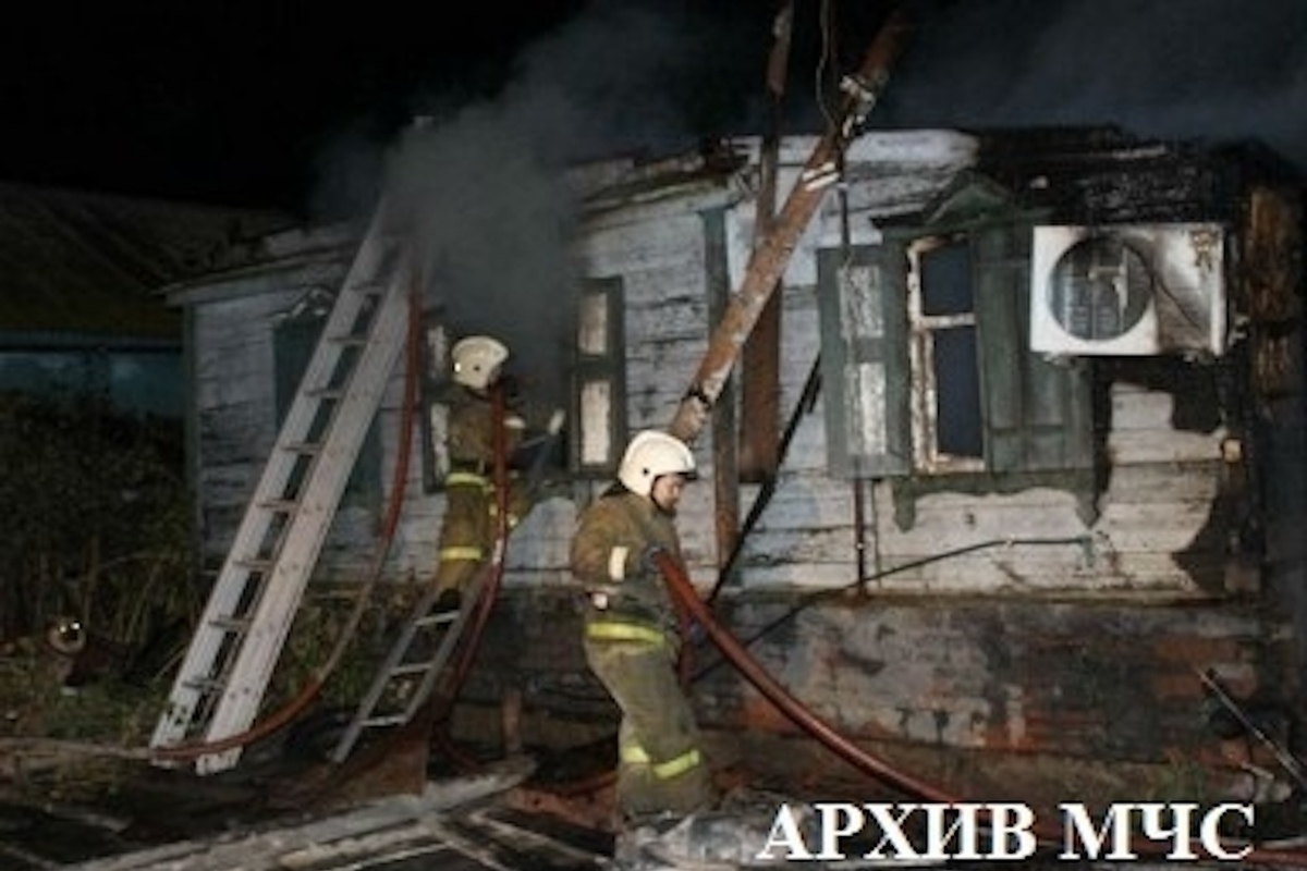23 февраля в Костромской области сгорели частный дом и баня