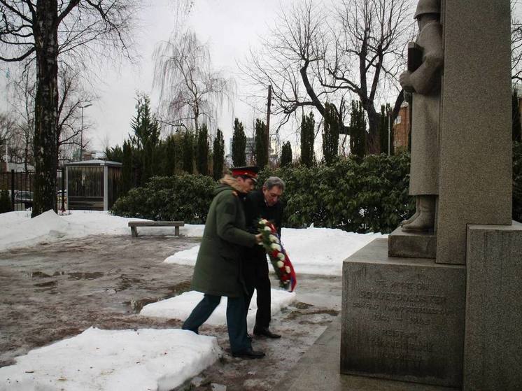 В Осло прошла церемония возложения цветов