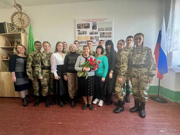 В Константиновской школе открыли Уголок памяти в честь Петра Одинца