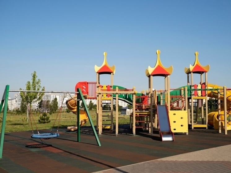 В Сочи подрядчика оштрафовали за срыв сроков по ремонту детских площадок