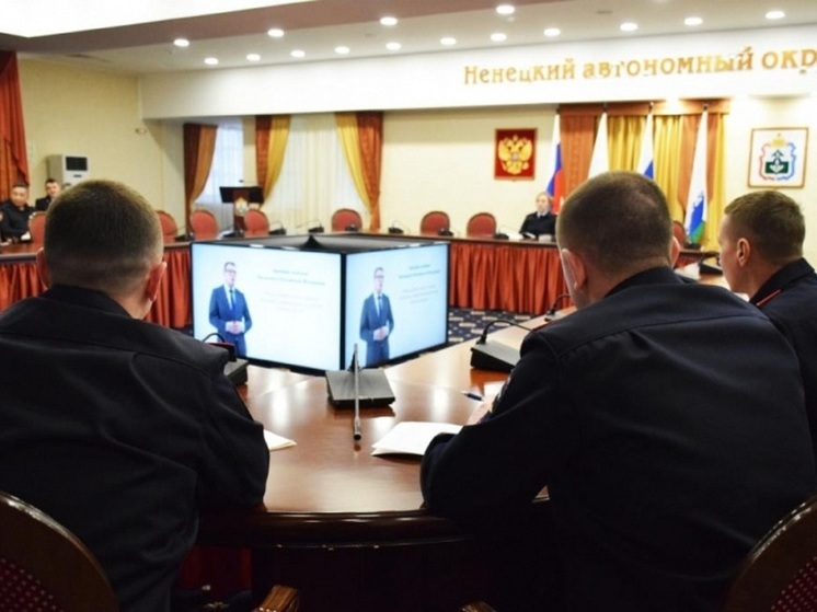 Для стражей порядка в НАО провели слайд-шоу достижений России