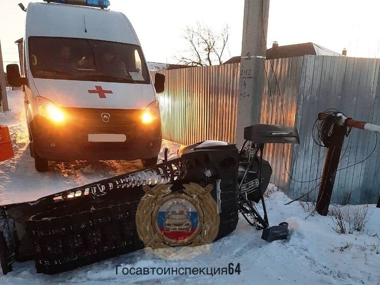 В Гагаринском районе мужчина на снегоходе врезался в столб и погиб