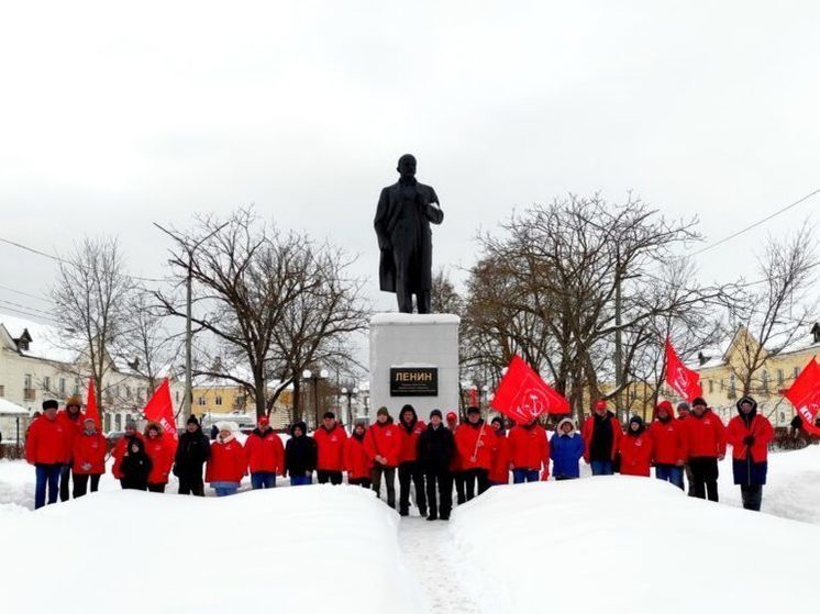 Городецкие коммунисты отметили 106-ю годовщину создания Красной Армии