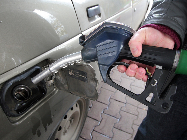 В Старой Купавне автоледи не вытащила пистолет из бензобака