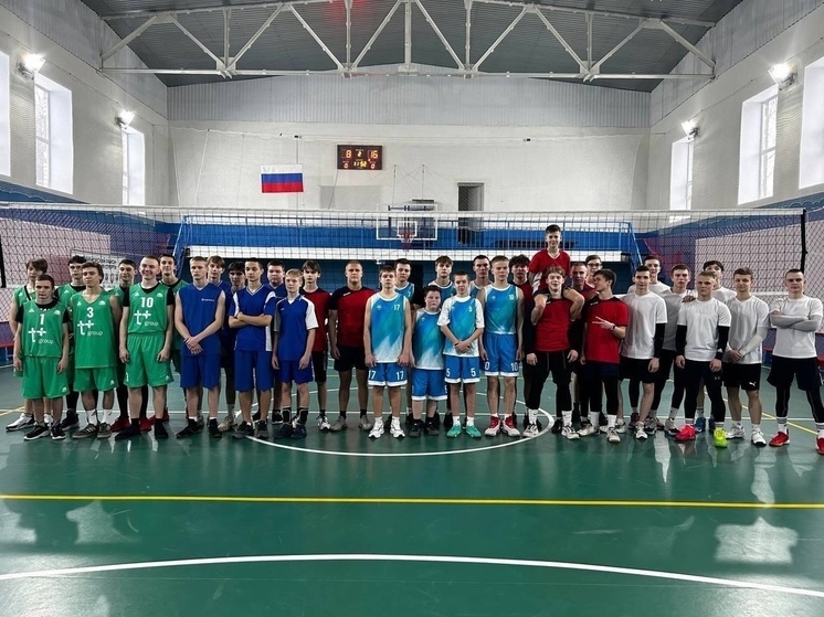 Уемская школа стала победителем кубка Приморского округа по волейболу