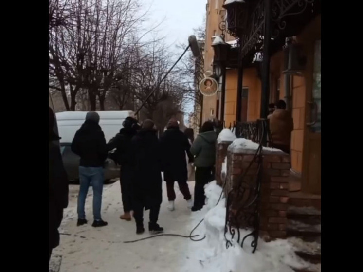 Съёмочную группу шоу Ивлева «На ножах» заметили на улице Гагарина в Рязани
