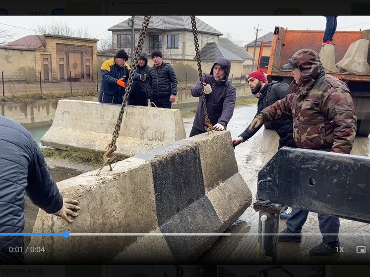 В Дагестане начата установка бетонных ограждений вдоль КОР