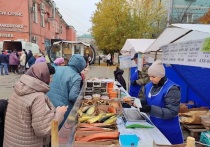 В Барнауле 2 марта пройдут первые весенние продовольственные ярмарки. Приобрести продукты жители города смогут в каждом районе краевой столицы, сообщает мэрия.