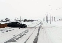 Около трех часов ночи 24 февраля в селе Ябоган Усть-Канского района произошло ДТП. Как сообщает пресс-служба МВД по Республике Алтай, у находившихся за рулем автомобилей граждан не было водительских прав.