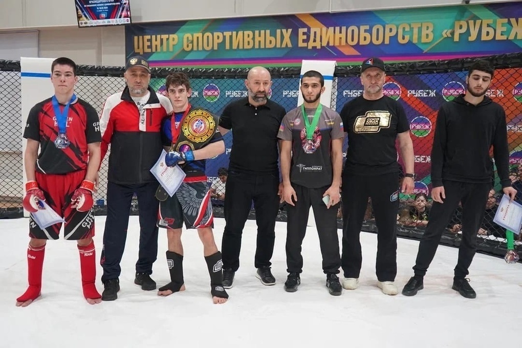 Sochi MMA fighters won first team place at regional competitions