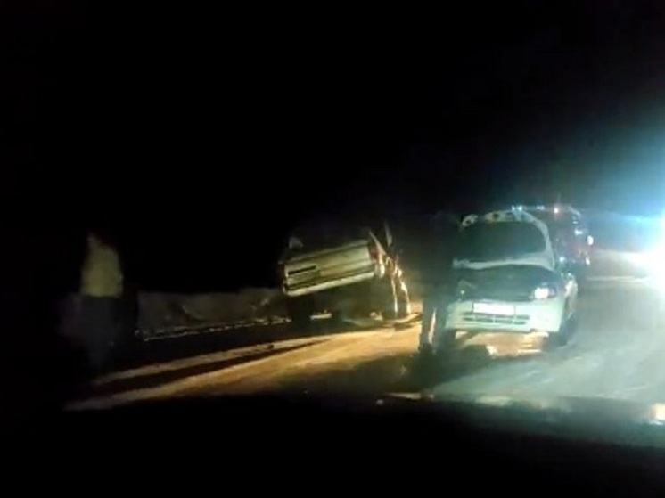На ярославской трассе в аварии с участием четырех легковушек травмы получили три человека