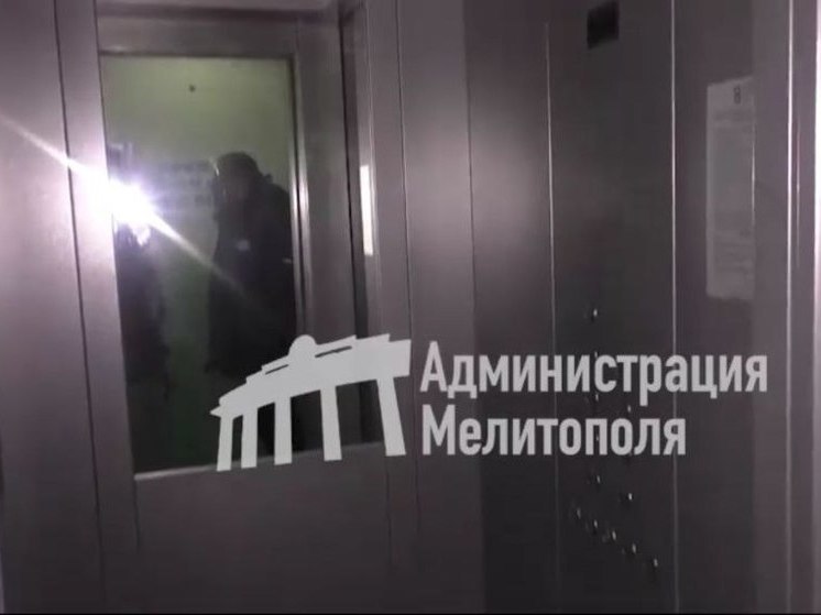  В Мелитополе устанавливают новые лифты