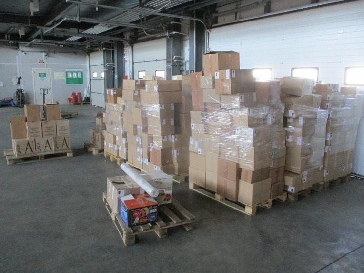 Смоленские таможенники пресекли ввоз более 440 литров алкогольной продукции без маркировки