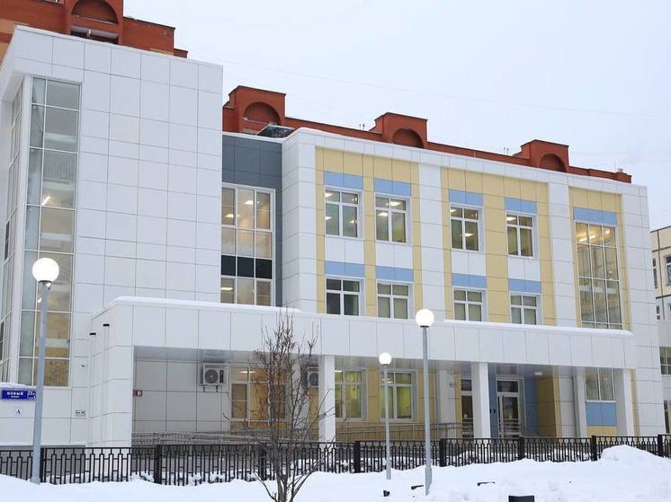 Новое здание школы №14 открыли в Долгопрудном