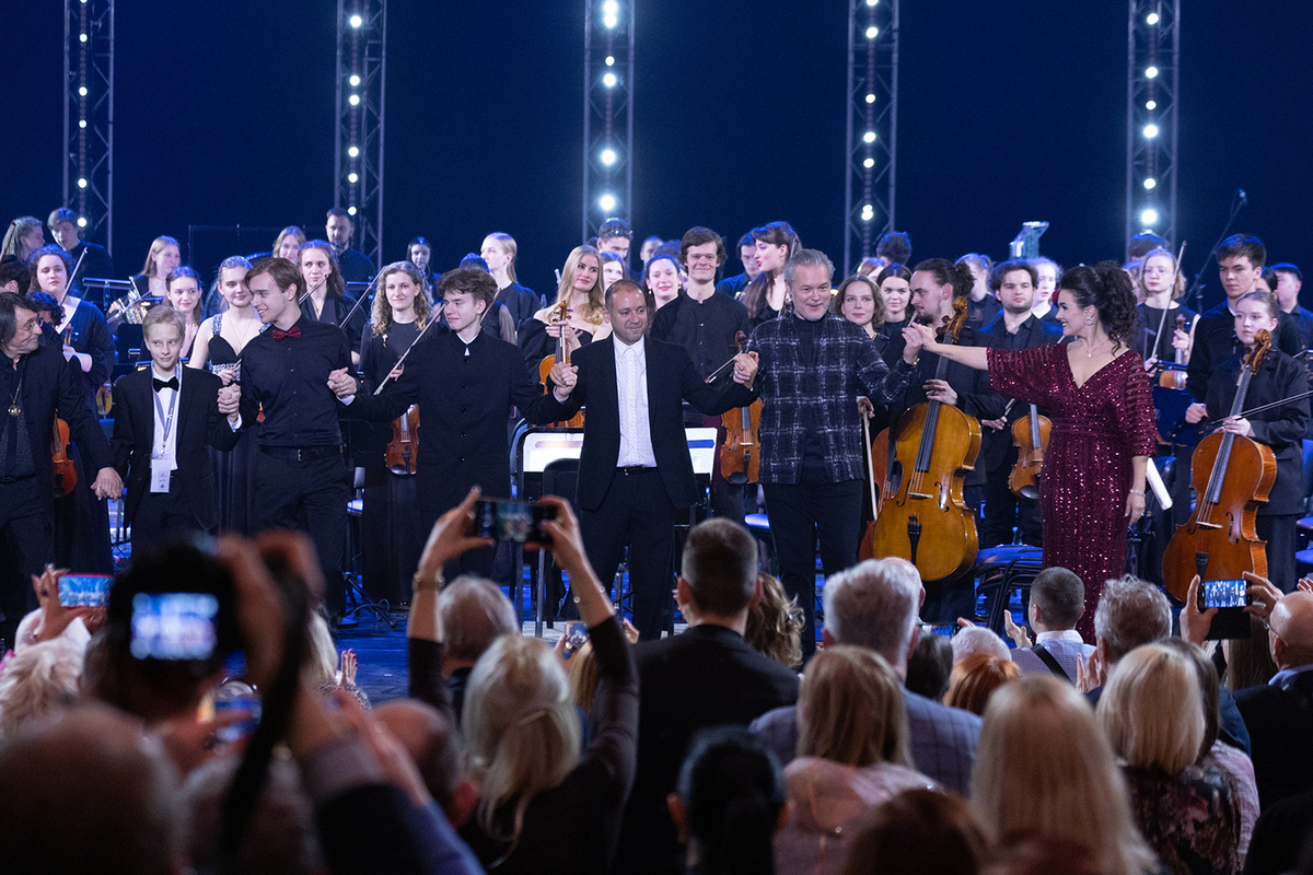The festival in Sochi ended with three premieres with subtle emotional organization