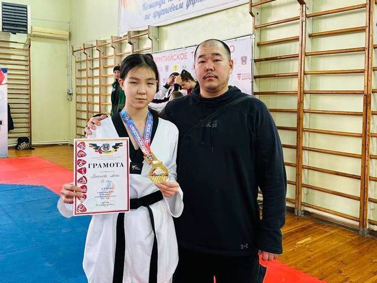 Калмыцкая спортсменка победила на окружном чемпионате
