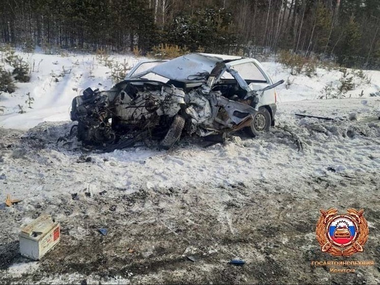Под Иркутском на трассе погиб водитель автомобиля «Ока»