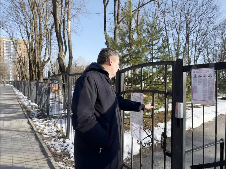 Белгородский губернатор проверил меры безопасности в школе № 27