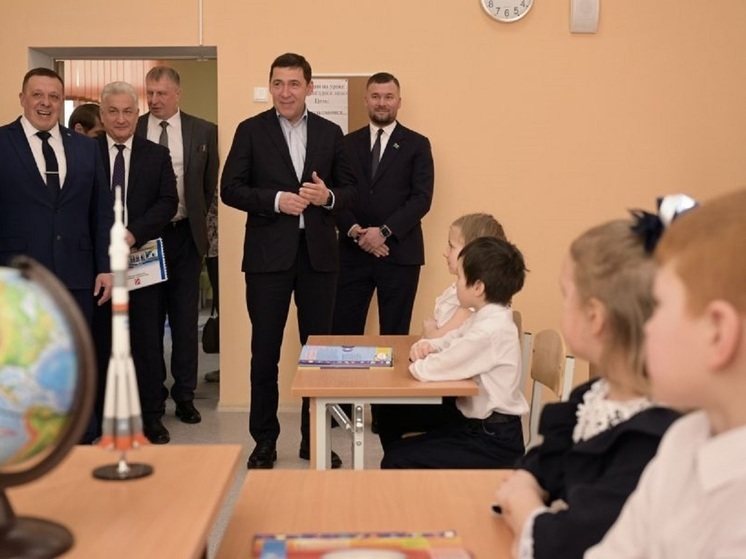 16 школ будет строиться в Свердловской области