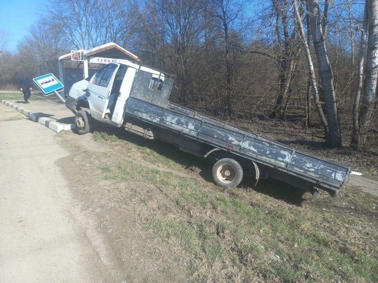 В Горячем Ключе под колёсами ГАЗа пострадала пешеход