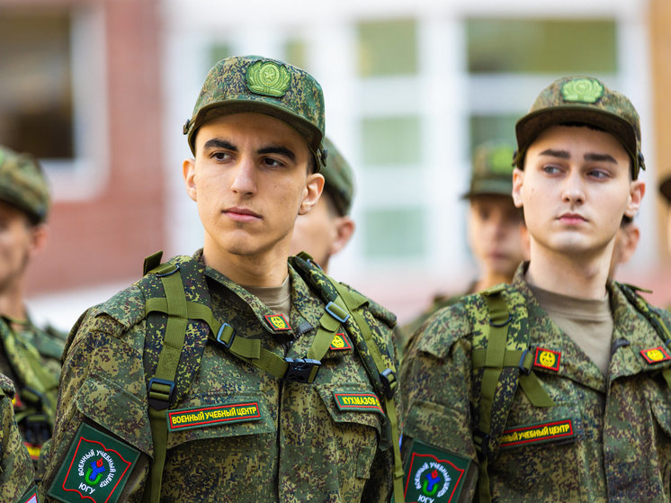 Студенты Югорского госуниверситета могут освоить военную профессию