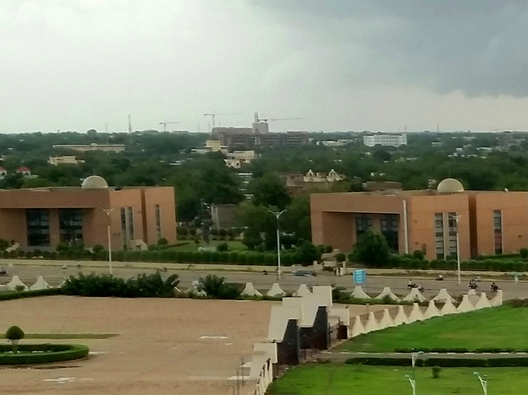 В столице Чада после стрельбы военные выдвинулись ко дворцу президента