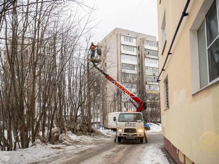 На улицах Мурманска появится почти 11 тысяч новых светильников
